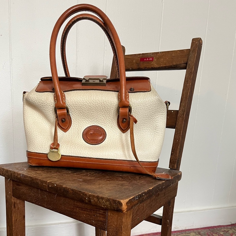 Dooney & Bourke Bag